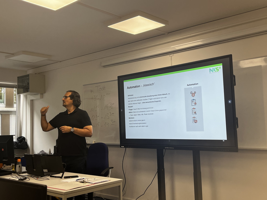 Teilnehmende im KI-Workshop von Next Strategy AI
